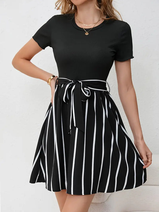 Edna | Neu Gestreiftes Patchwork-Kleid in A-Linie mit Kordelzug