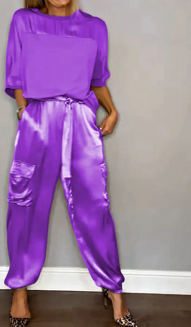Kleya - Zweiteiliger Anzug aus glattem Satin