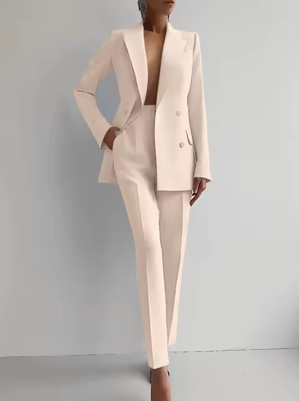 Laylani - Elegantes Set mit Blazer und gerade geschnittener Hose