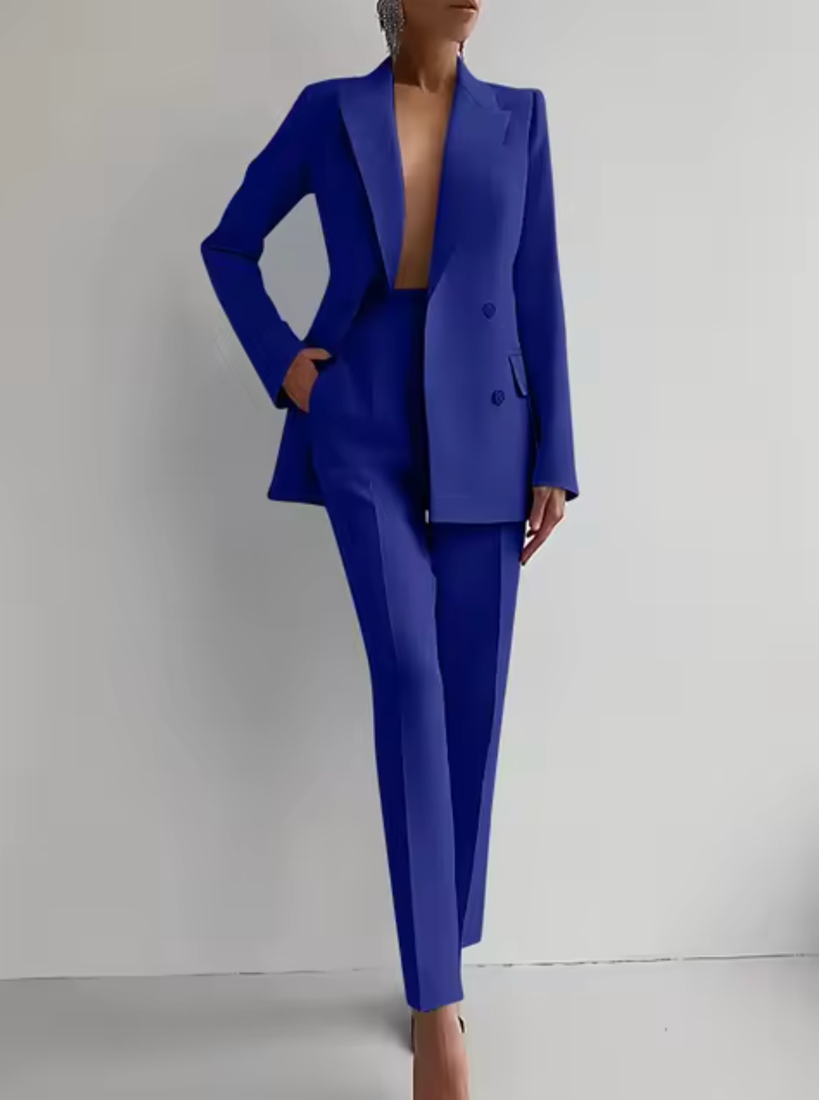 Laylani - Elegantes Set mit Blazer und gerade geschnittener Hose