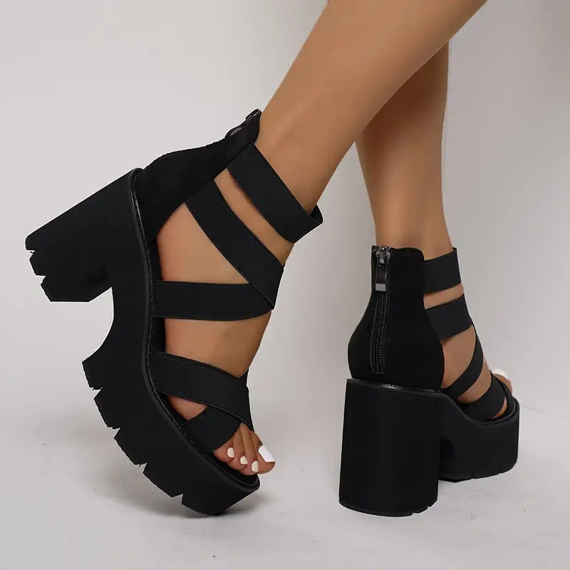 Dana - Schwarze Plateausandalen für Frauen