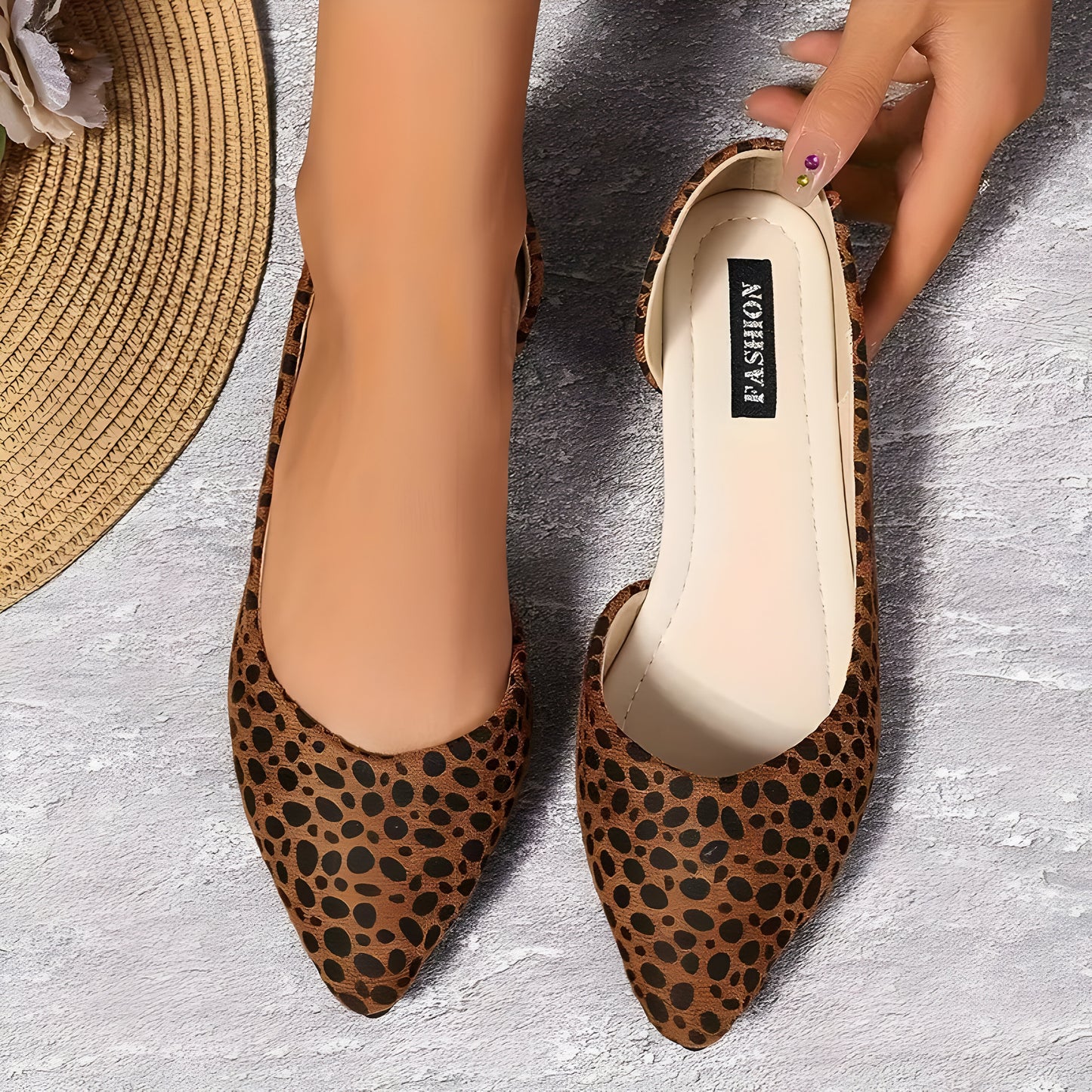 Imelda | Pointed-Toe Slipper für Frauen  ( Saison 1 )