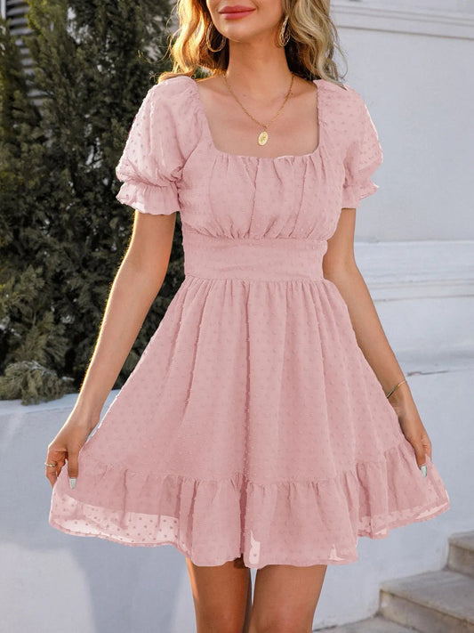 Angelica - Elegantes Mini-Kleid mit kurzen Ärmeln und Schweizer Punktmuster