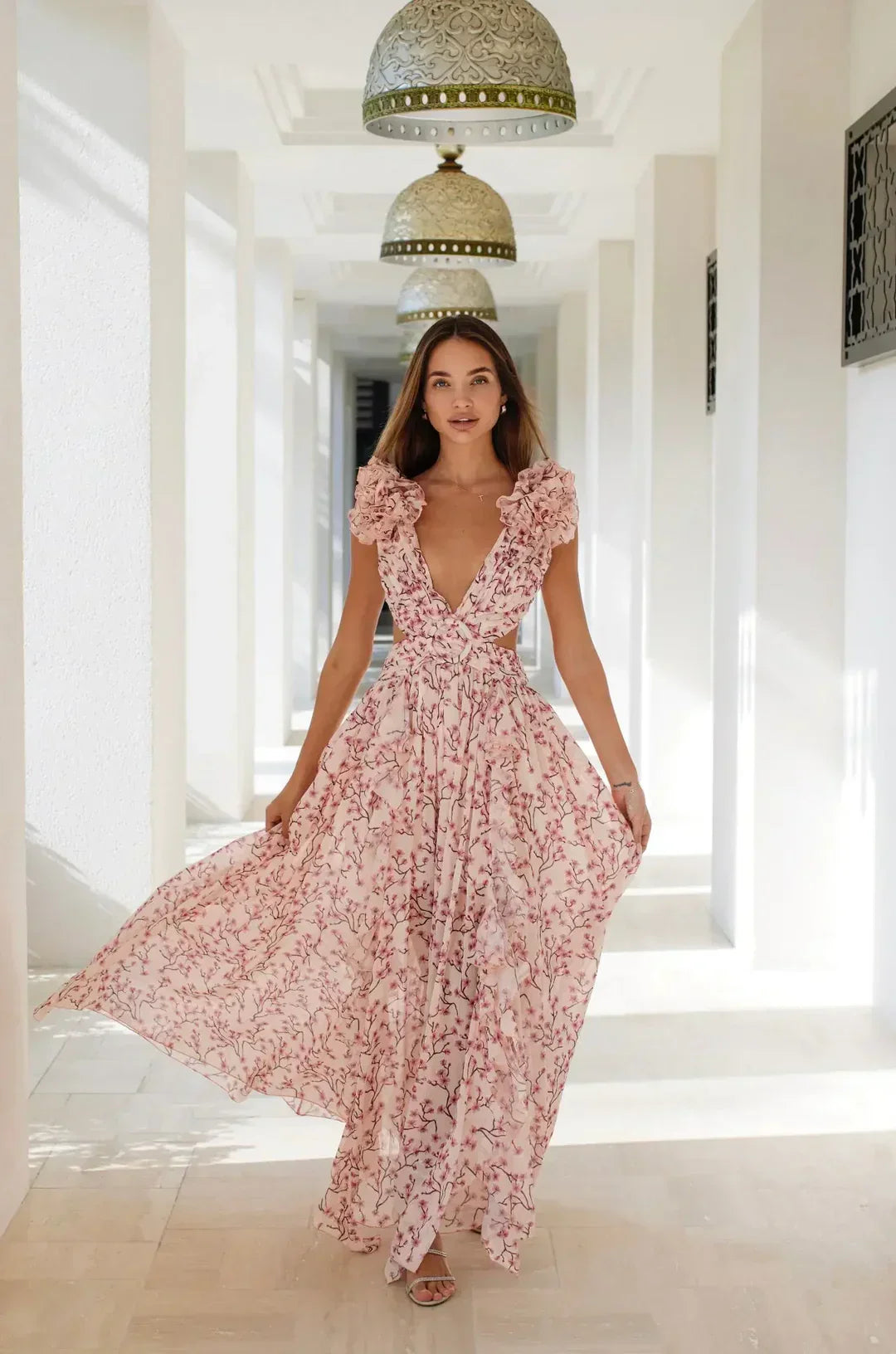 Daniela | Maxikleid mit Rüschenausschnitt für elegante Anlässe