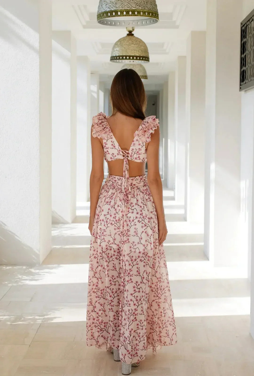 Daniela | Maxikleid mit Rüschenausschnitt für elegante Anlässe