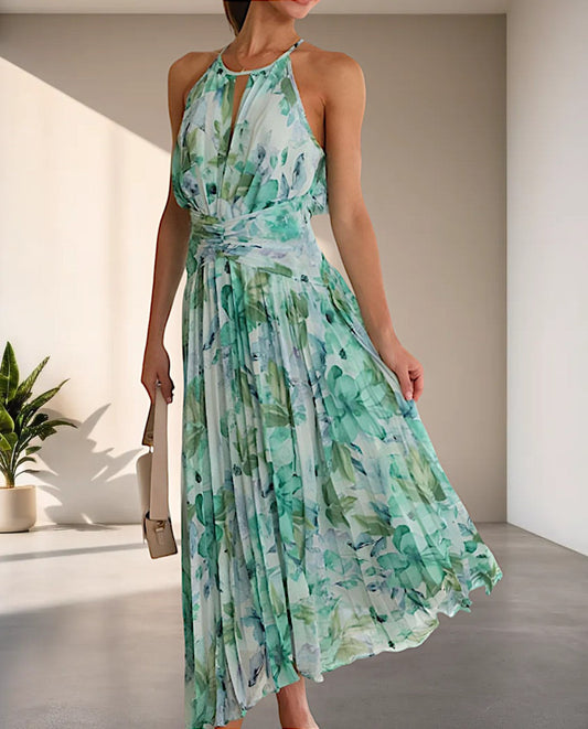 Athena | Ein sommerliches Neckholderkleid