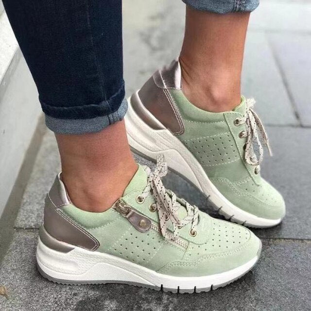 Nyah - Orthopädische Turnschuhe mit Keilabsat