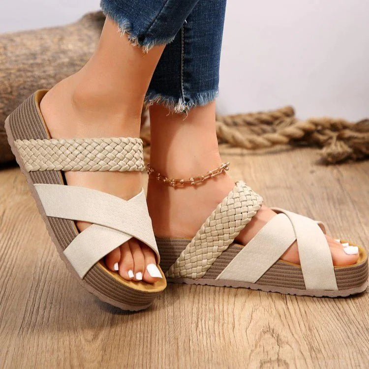 Ariana | Orthopädische Modesandalen