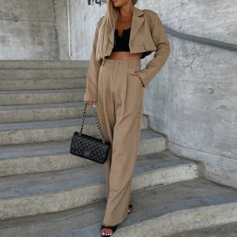 Penelope - Elegantes Set mit Blazer und High-Waist-Hose