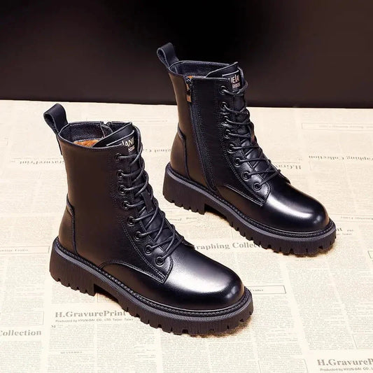 Althaia | Schwarze Winterstiefel aus Leder