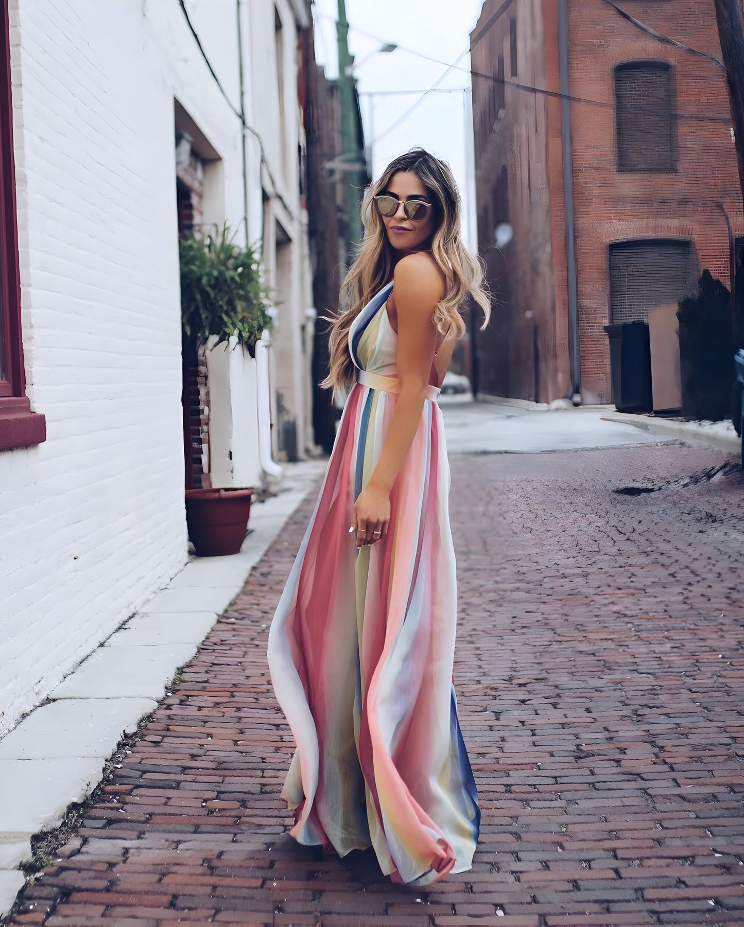 Laila | Elegantes Regenbogen-Sommer-Maxikleid
