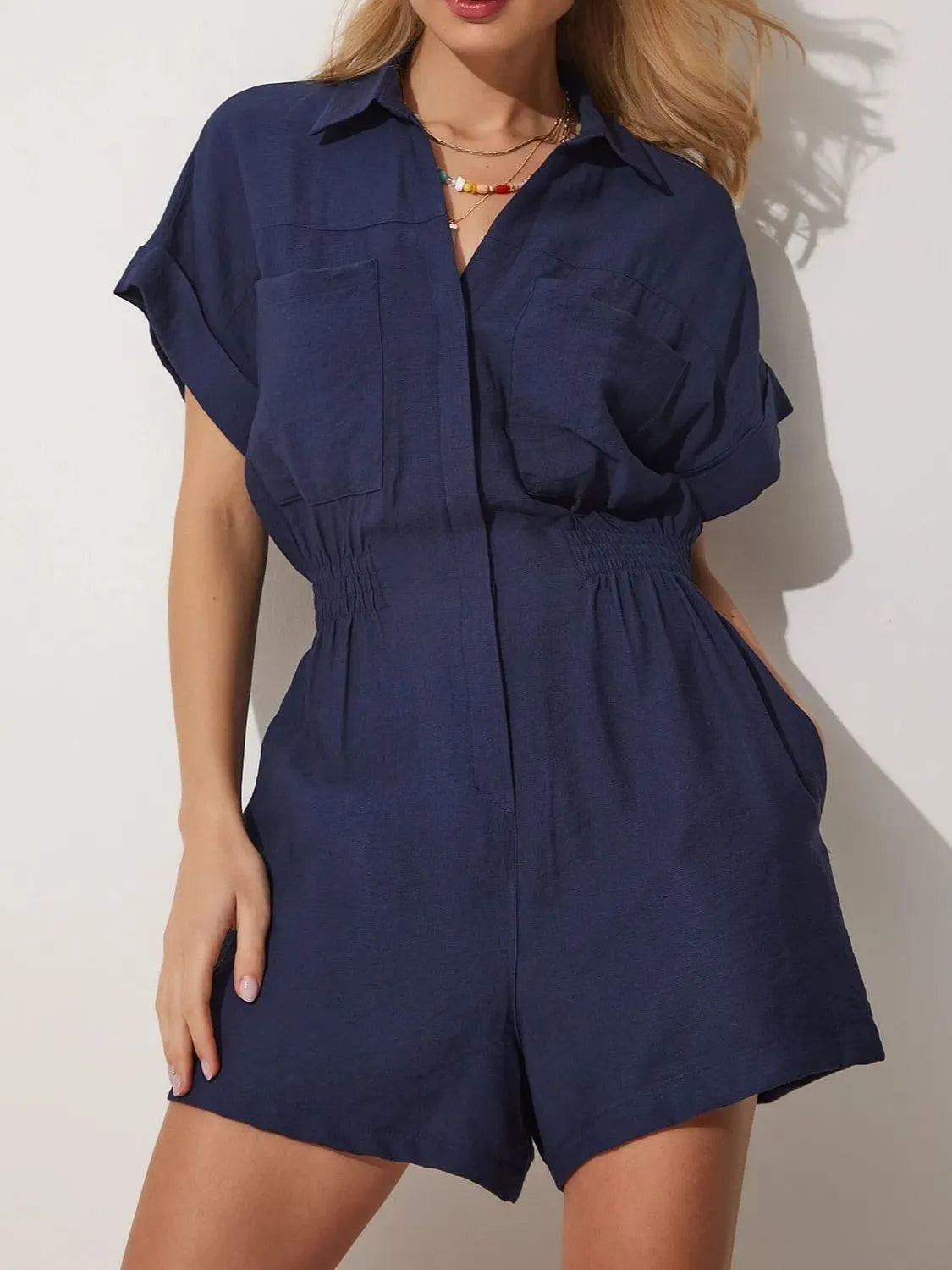 Myra - Lockerer Jumpsuit mit kurzen Ärmeln und Polokragen