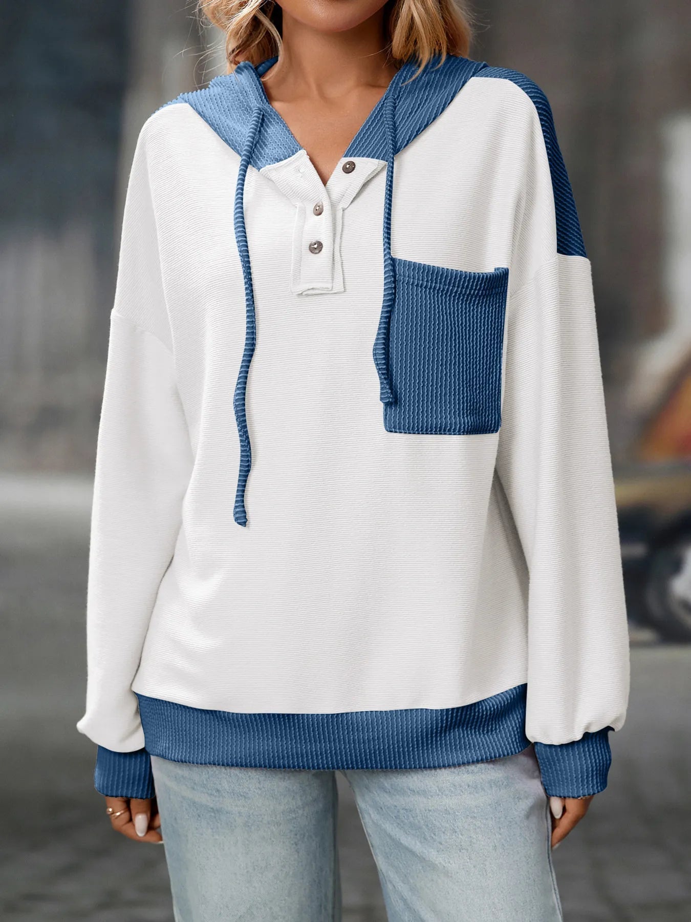 Seraphine - Elegante, lässige Kapuzenjacke mit Kordelzug