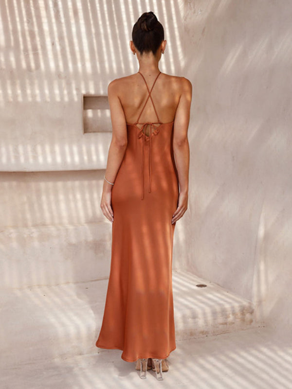 Nadia | Rückenfreies Maxikleid mit Halterung