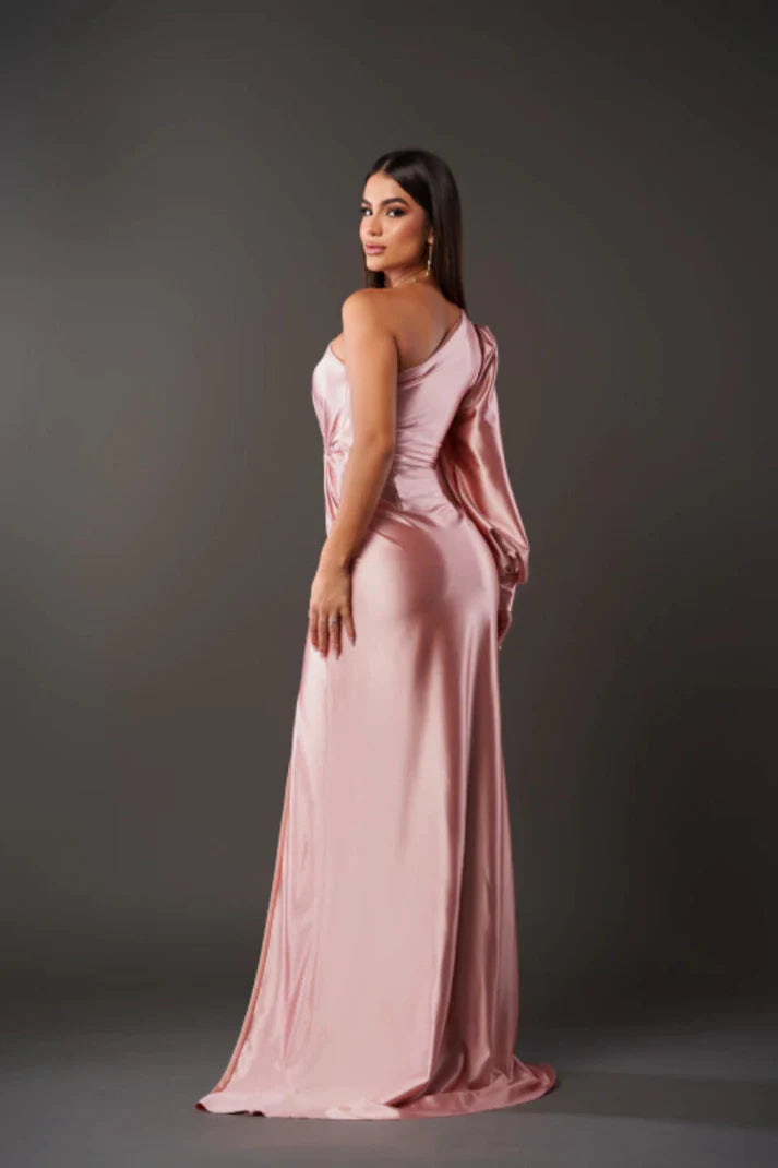 Rebel | Satinkleid – Mühelose Eleganz bei jedem Schritt