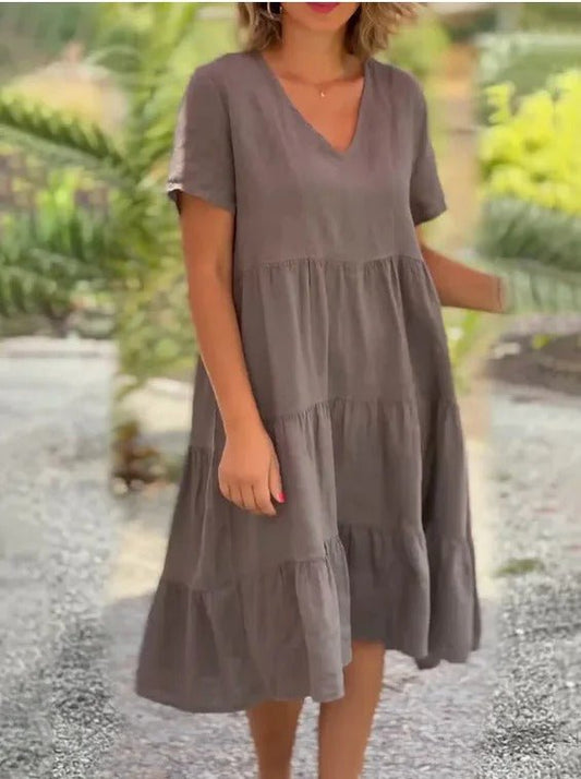 Lucy | Elegantes und fließendes Kleid mit V-Ausschnitt für Frauen
