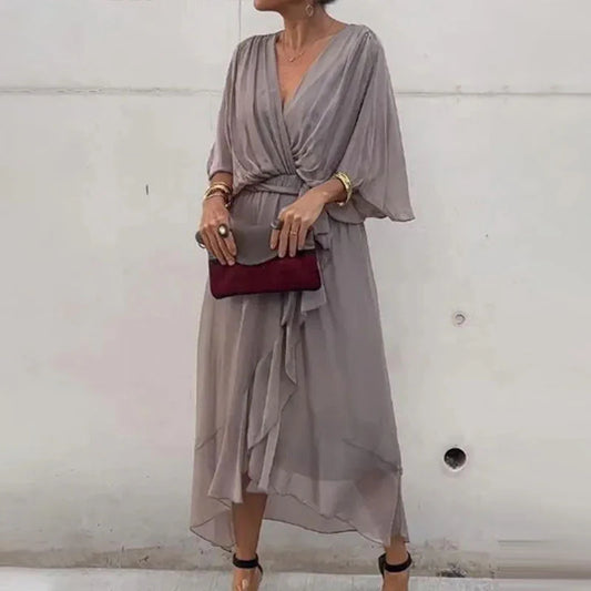 Emery | Elegantes Kleid mit V-Ausschnitt