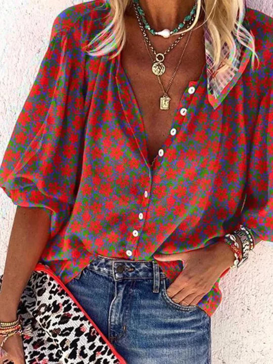 Magdalena | Geblümtes Top mit Vintage-Knöpfen