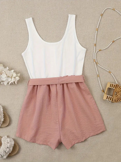 Lily | Lässiger ärmelloser Damen-Romper mit Knopfdetails