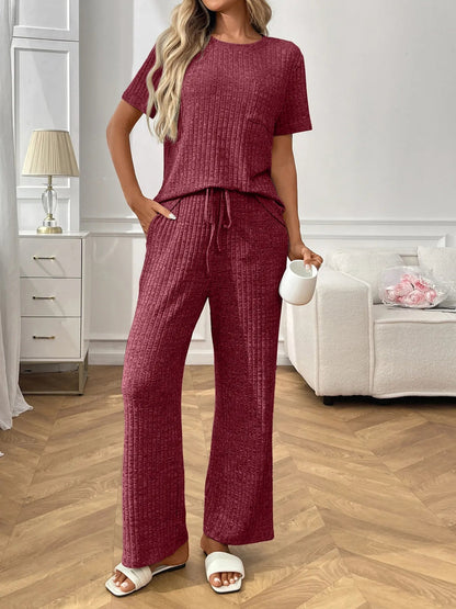 Helene - Elegantes Rippstrick-Set mit kurzärmligem Top und Hose
