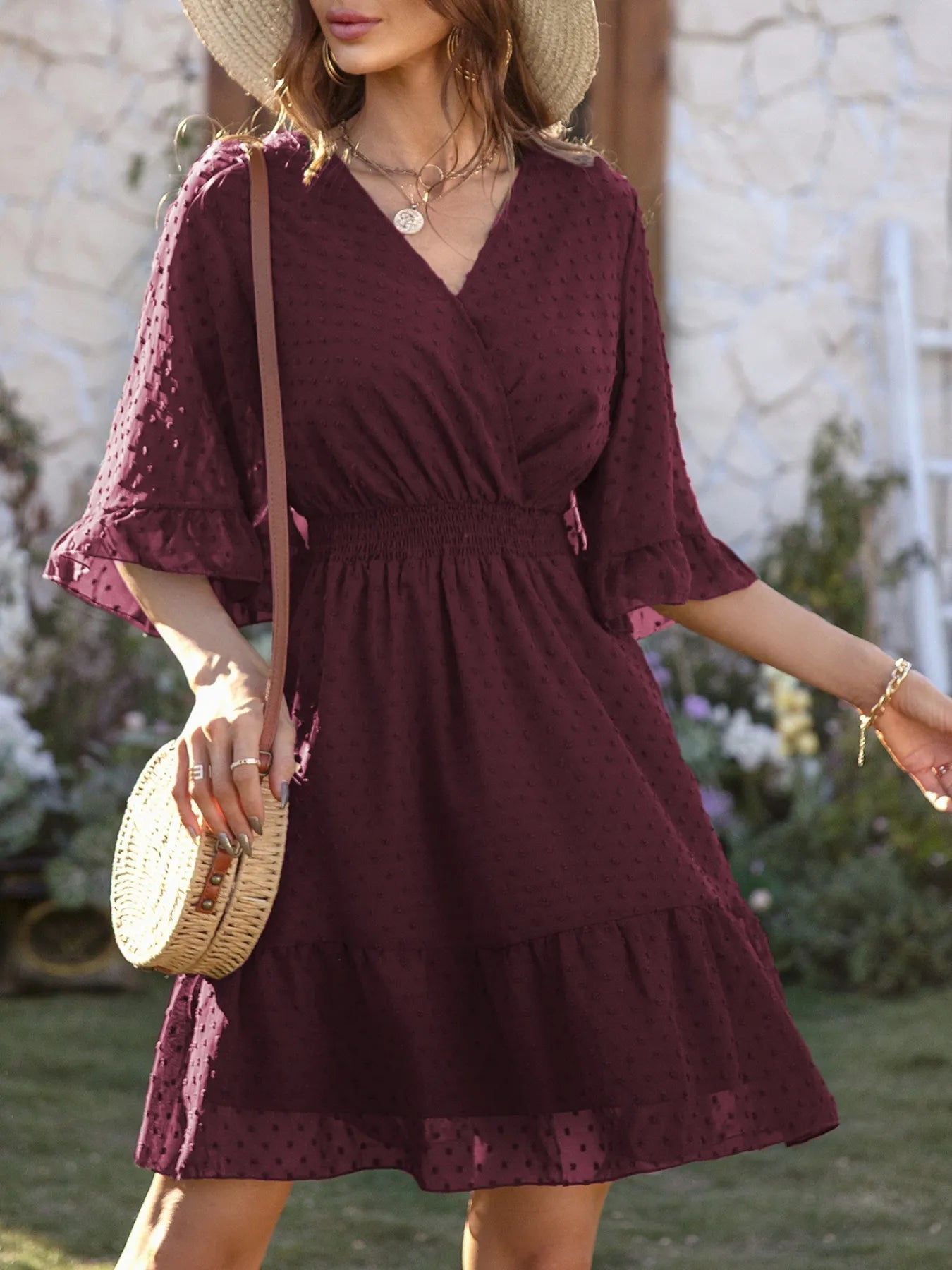 Kelsey - Elegantes Mini-Kleid aus Swiss-Dot-Stoff mit Glockenärmeln