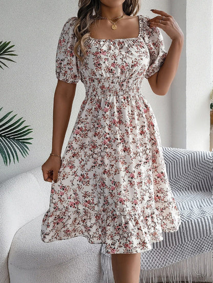 Ella | Feminines Blumenkleid mit Puffärmeln
