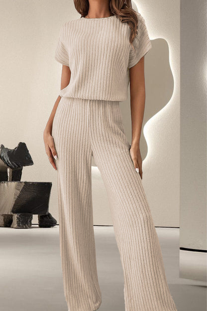 Lucille - Casual-Jumpsuit mit kurzen Ärmeln und geripptem Rundhalsausschnitt