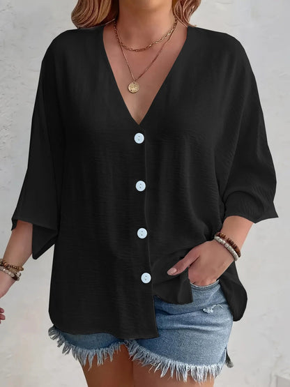 Amirah - Lässige Bluse mit halblangen Ärmeln, V-Ausschnitt und Knöpfen