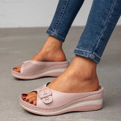 Brielle | Orthopädische Sandale mit weichem Fußbett