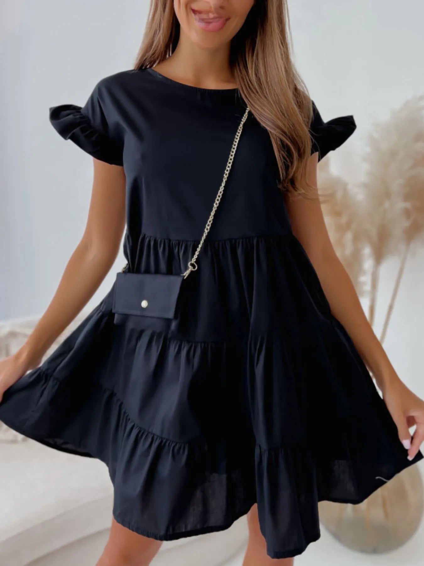 Lizzie - Mini-Volantkleid mit Stufenärmeln