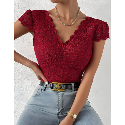 May | Eleganter Spitzen-Body mit V-Ausschnitt