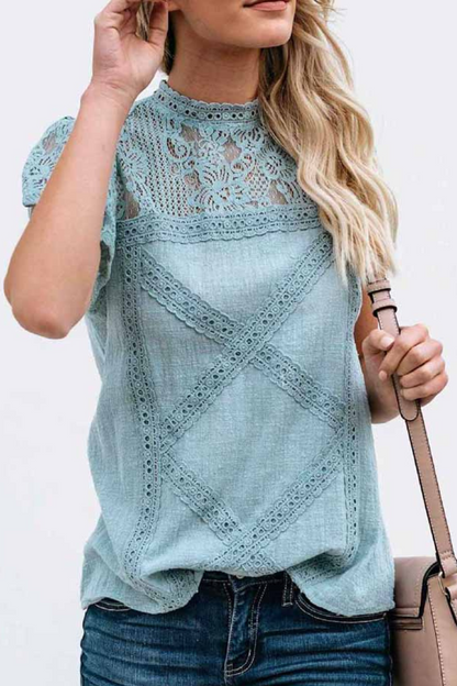 Laila - Schicke Spitzentop-Bluse mit geometrischem Muster und Kurzarm