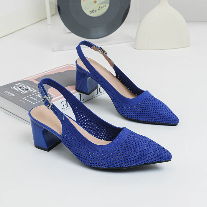 Hailey - Atmungsaktive Strickschuhe mit spitzer Zehe und Knöchelriemen