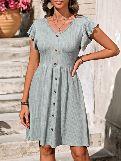 Marina - Elegantes Langarmkleid mit Rüschenärmeln und Knopfleiste