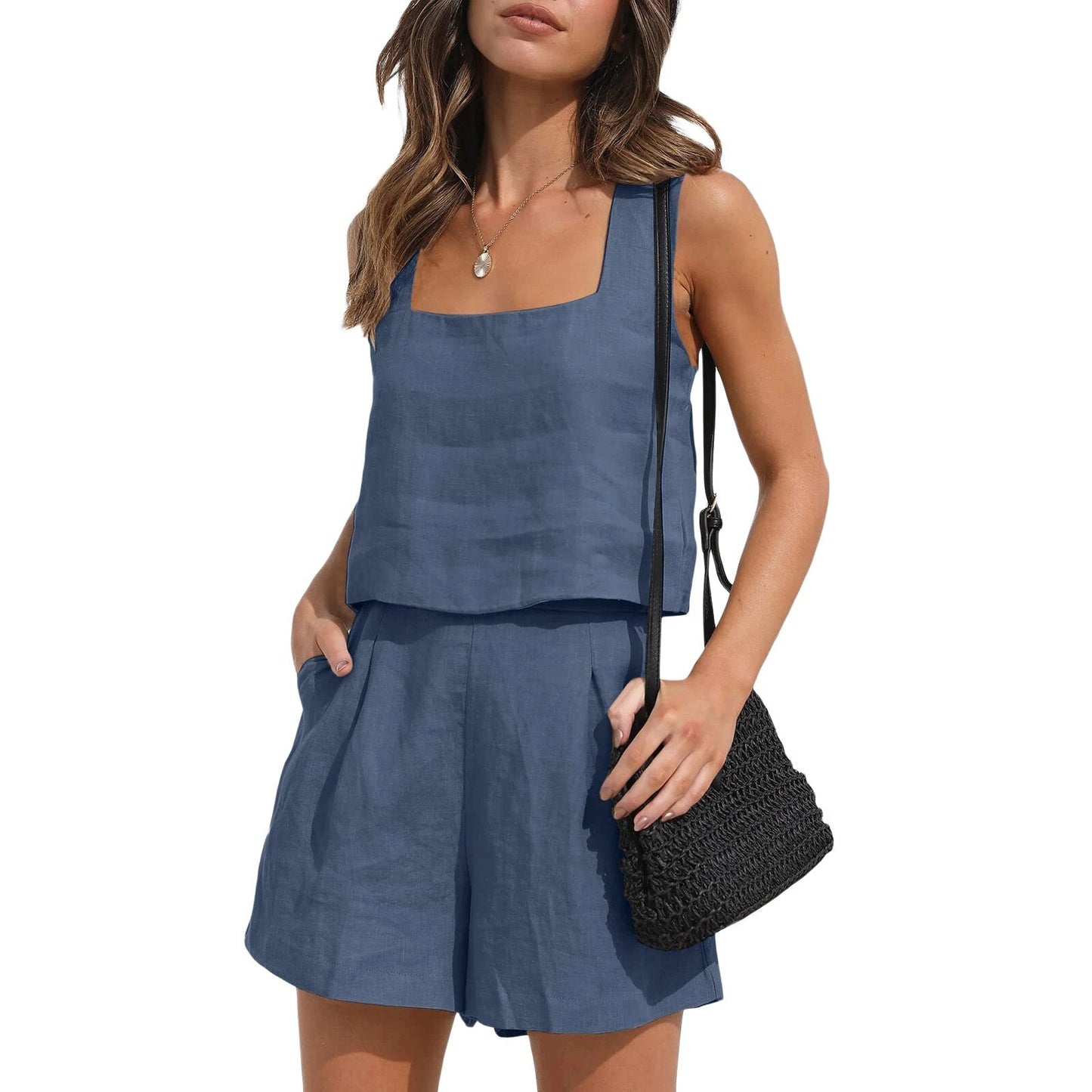 Chloe - Oberteil mit quadratischem Ausschnitt und Taschenshorts im Set