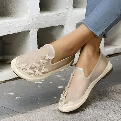Celia | Damenmode flache Loafers mit Strass-Akzenten