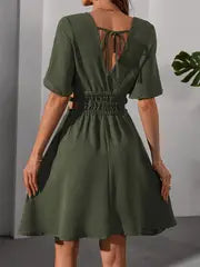 Sienna | Elegantes V-Ausschnitt-Kleid für Frauen im Urlaubsstil