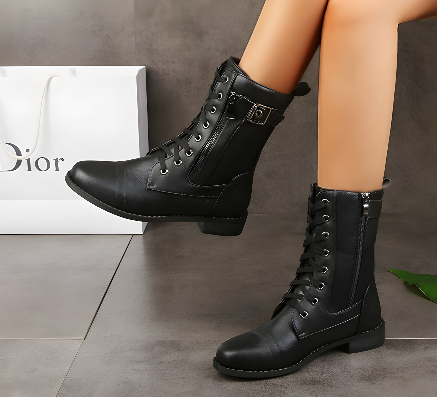 Ashley | Kurze Stiefel mit dicken Absätzen